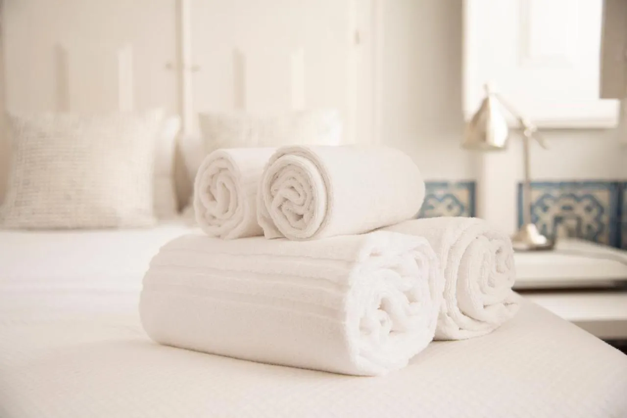 Joivy Borgia Lapa Apartments contacts